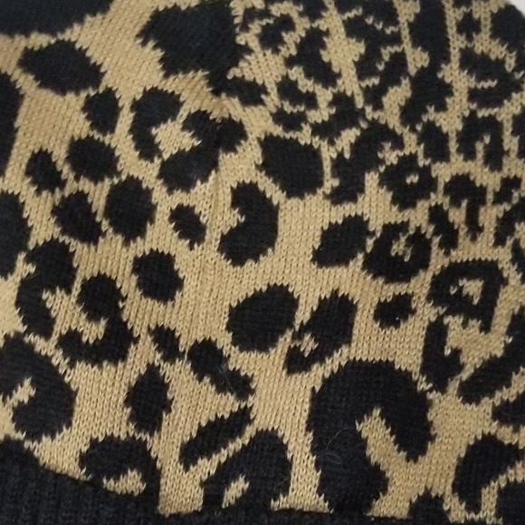 Michael Kors Animal Print Beanie - Picture 2 of 2